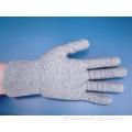 Cut resistant gloves with UHMWPE